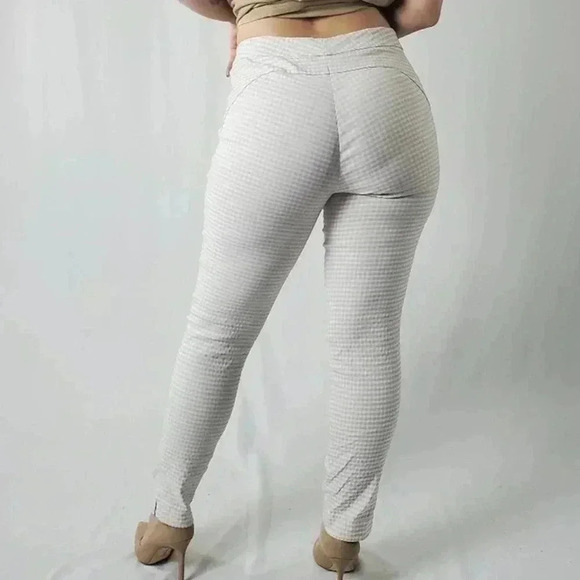 Calvin Klein Gingham Plaid Print Straight Leg Pants - 6 - Picture 2 of 10